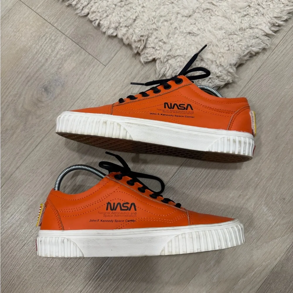 NASA x Vans Old Skool “Space Voyager” - Picture 1 of 6